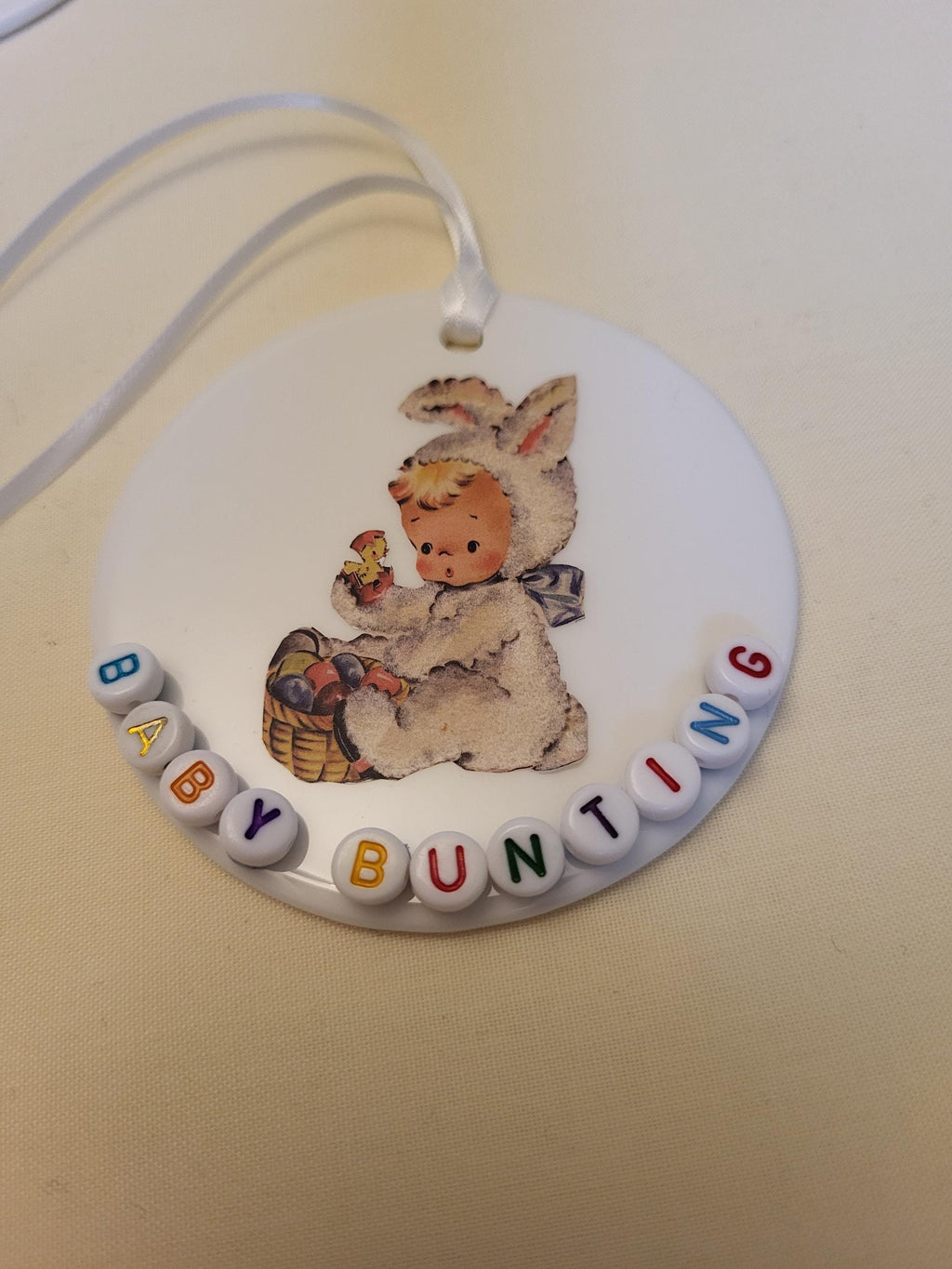 Personalized Ceramic Nursery Tag: Retro Kitsch Wall Hanging