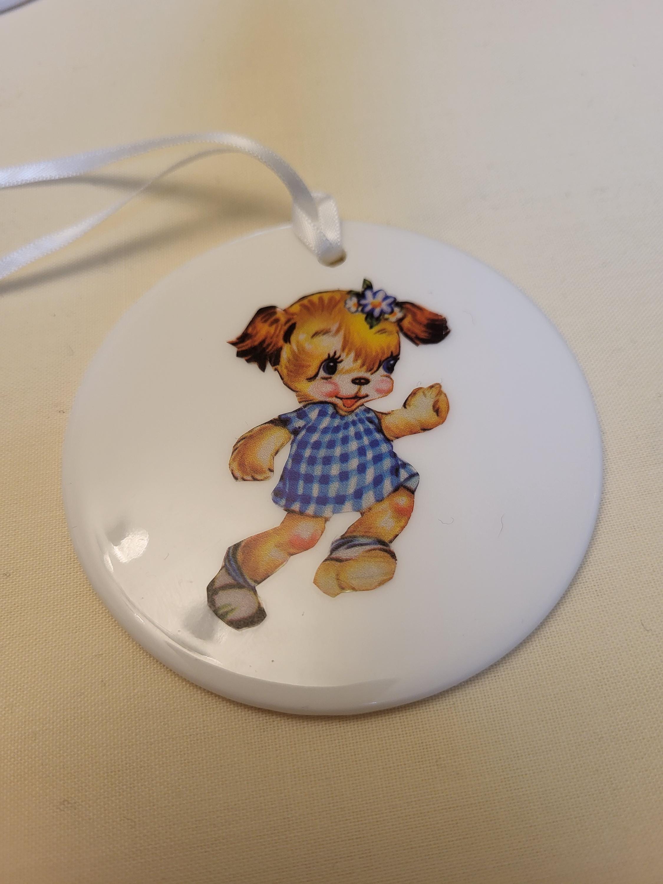 Personalized Ceramic Nursery Tag: Retro Kitsch Wall Hanging