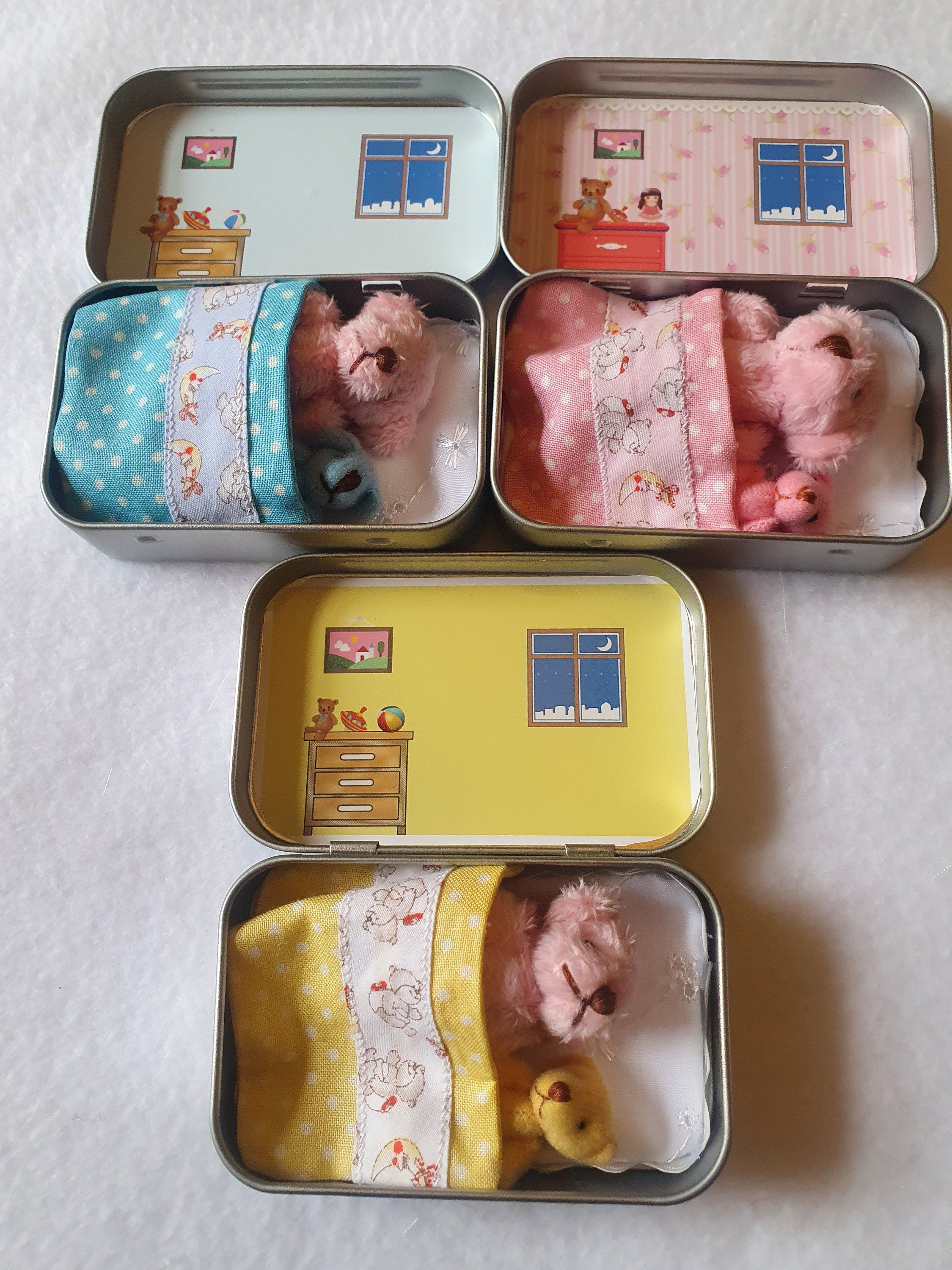 Teddy Family Mini Tin - Mummy, Daddy & Baby Bears Keepsake