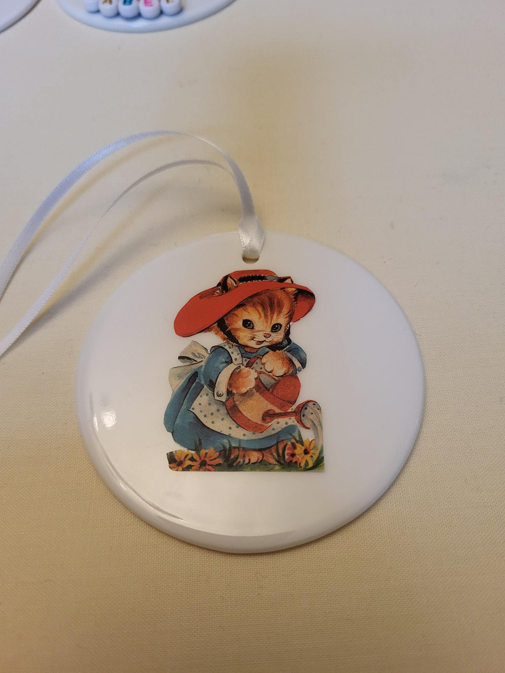 Personalized Ceramic Nursery Tag: Retro Kitsch Wall Hanging